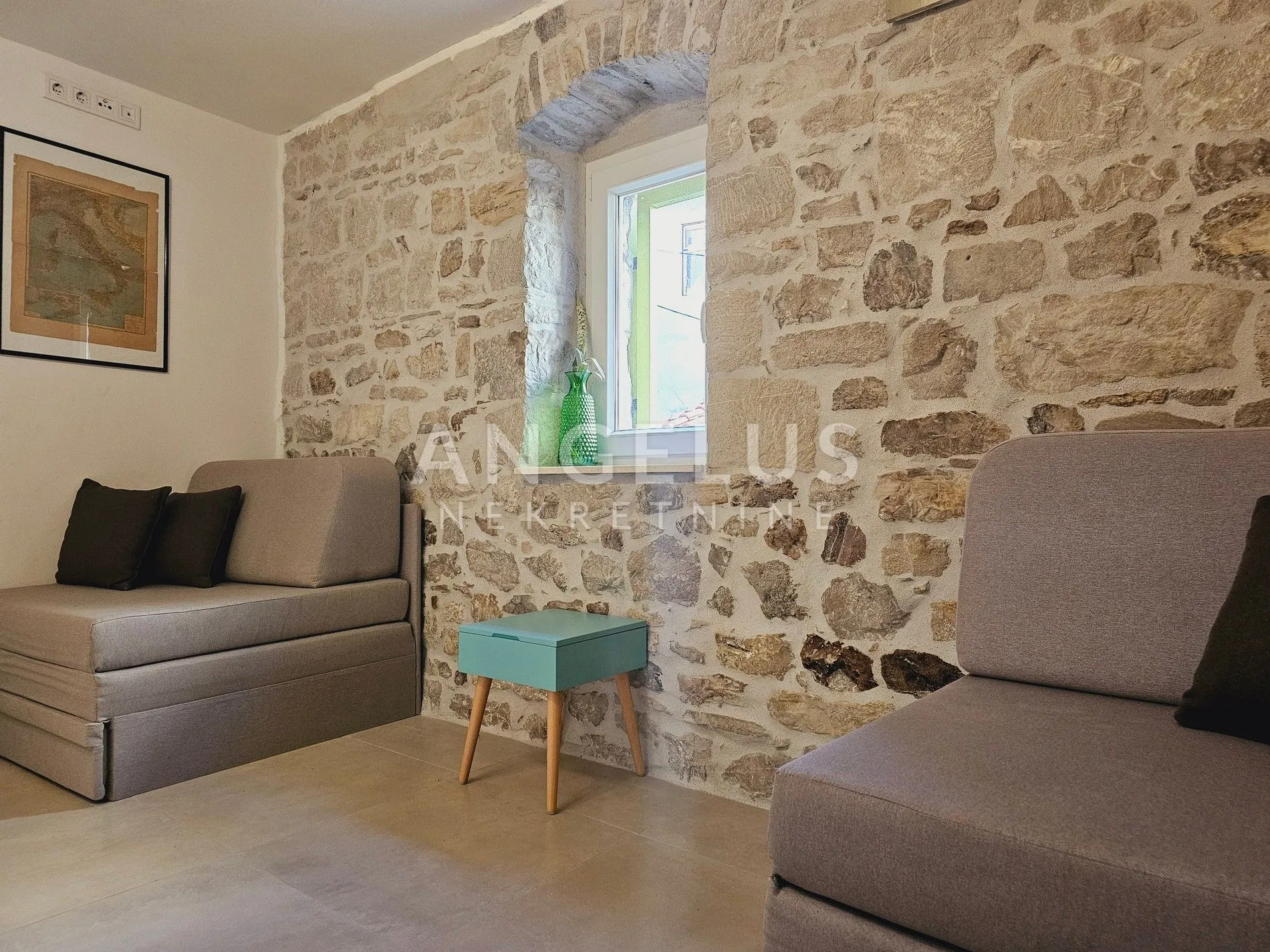 kaštela - renovirana kamena kuća 50 m od mora, prodaja - slika 12