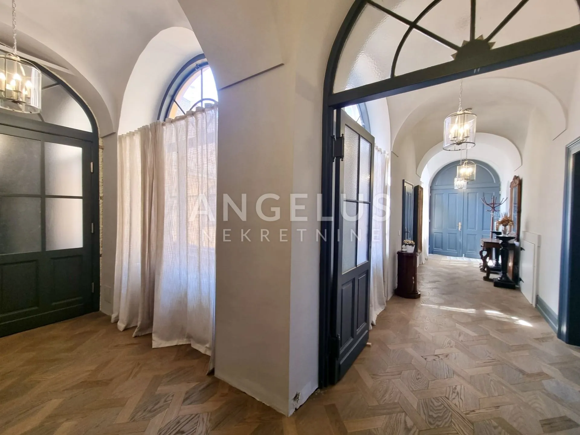 zagreb, gornji grad - stan 250m2 u gornjogradskoj palači - slika 4