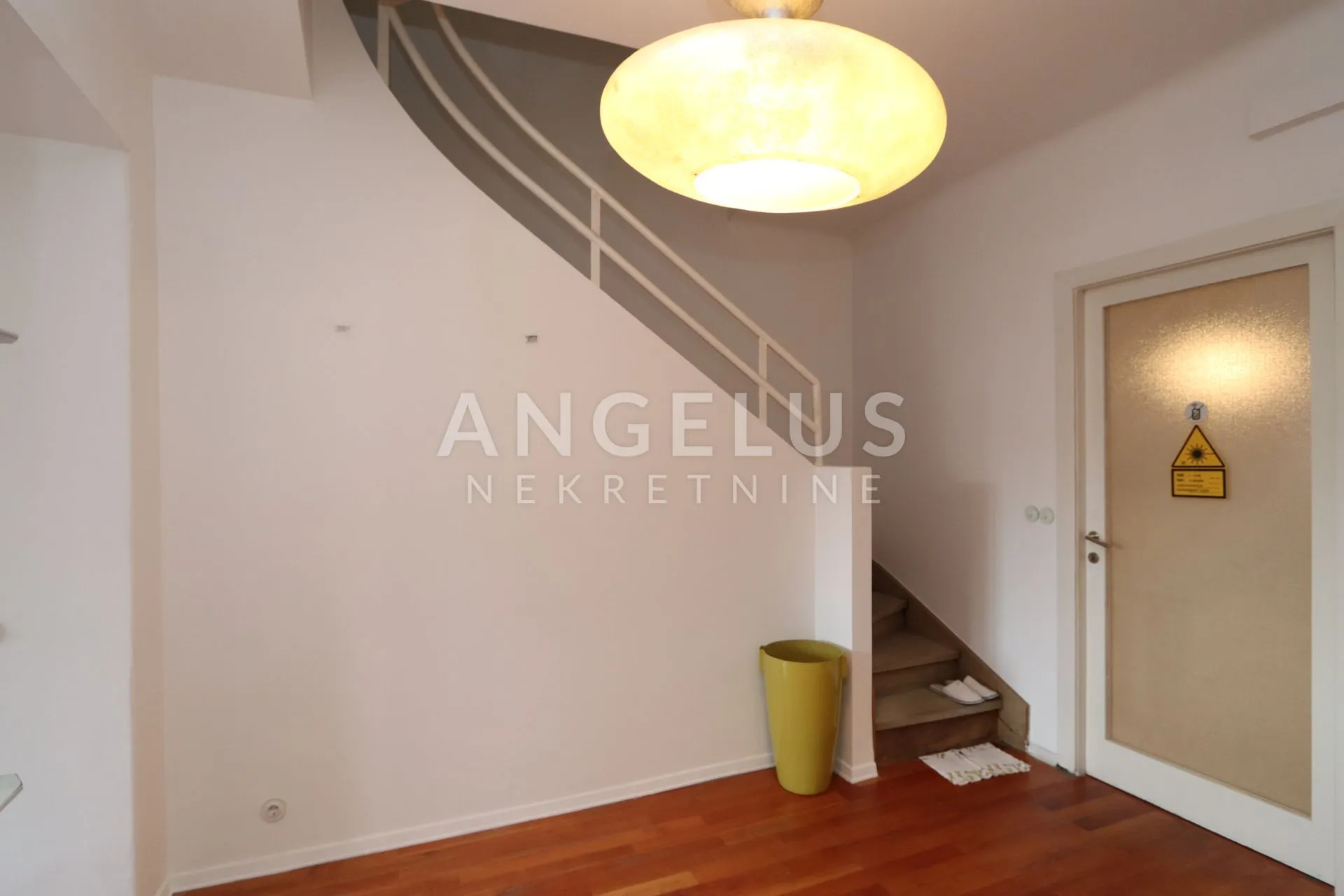 Zagreb, Donji grad - Poslovni prostor u centru 180 m2