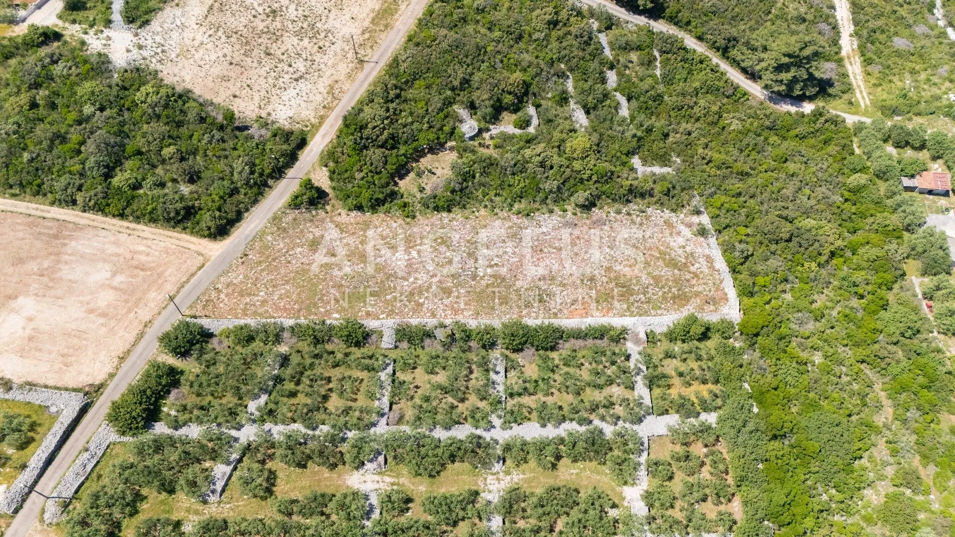 šolta, nečujam - građ.zem. u blizini mora, 800 m2, prodaja - slika 3
