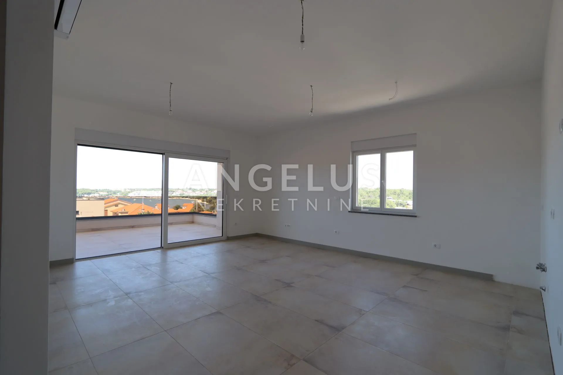 istra, volme - penthouse 100m2 s pogledom na more - slika 5