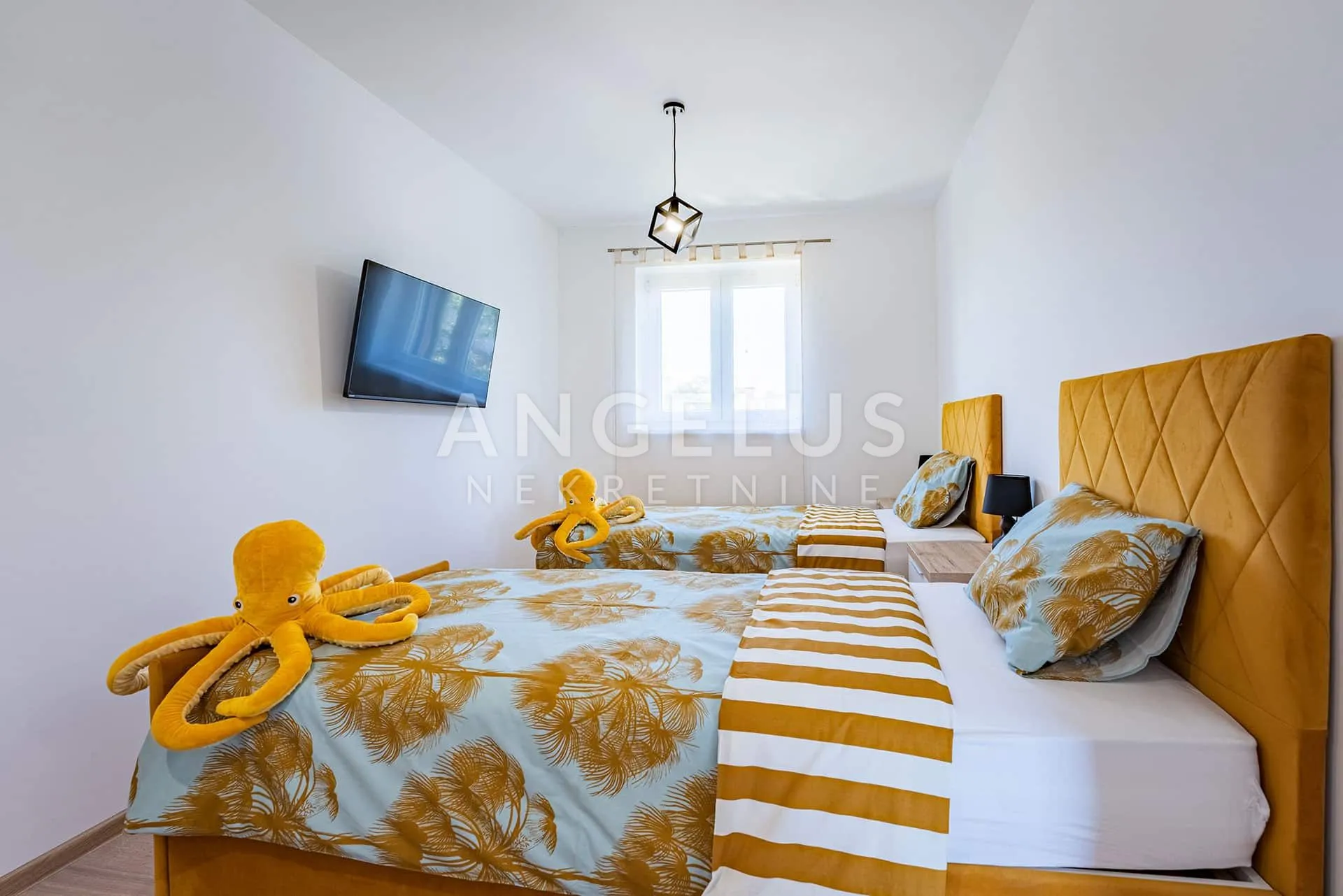 krk, dobrinj - luksuzna vila s bazenom 300m2 - slika 33