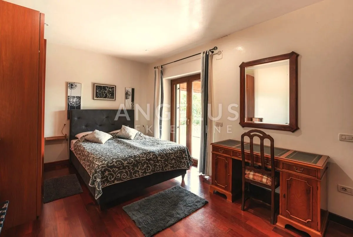 istra, medulin - dugoročni najam kuće s bazenom, 360m2 - slika 16