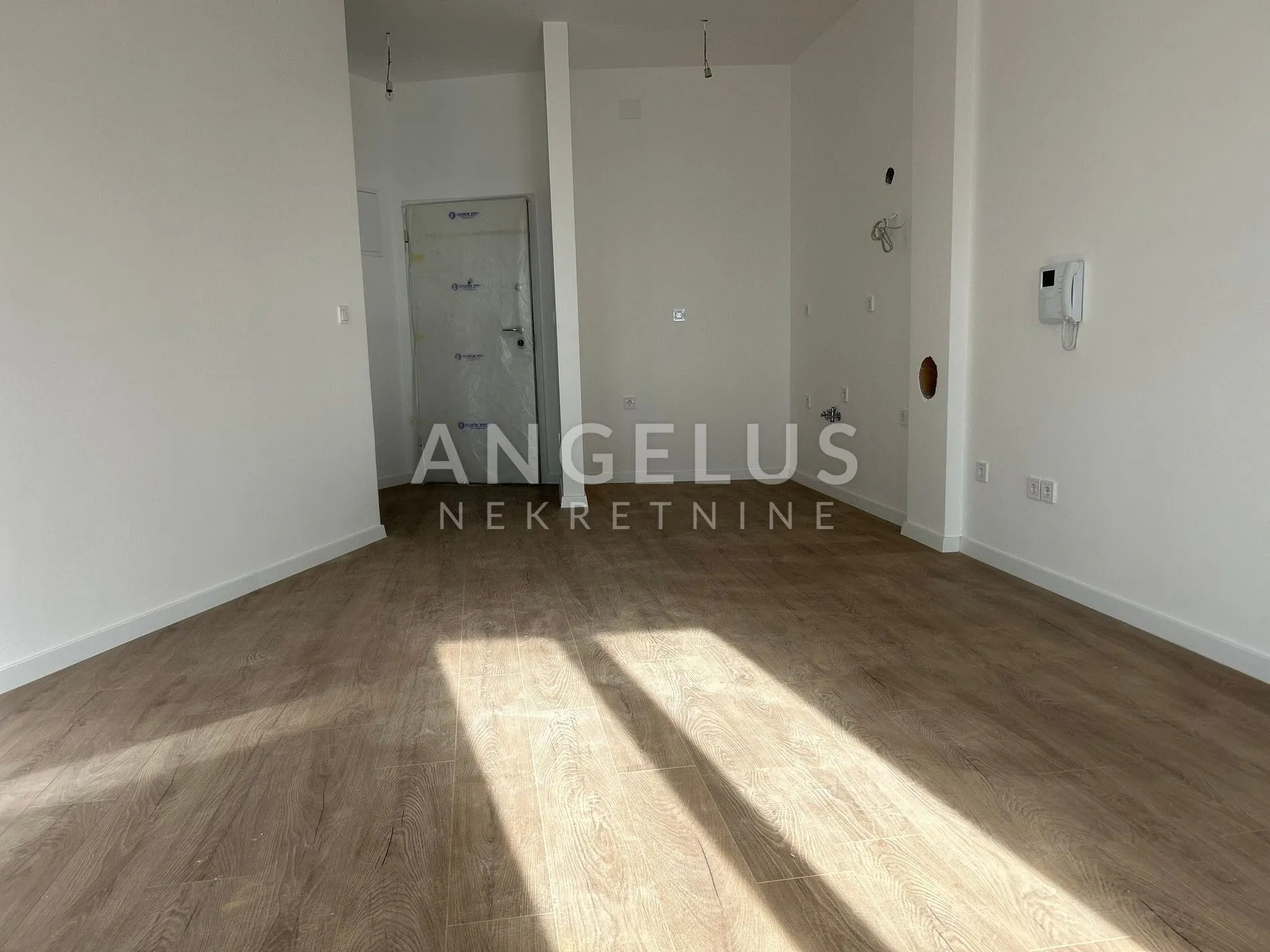 šibenik, žaborić - novogradnja*** apartman u blizini mora sa velikom krovnom terasom - slika 3