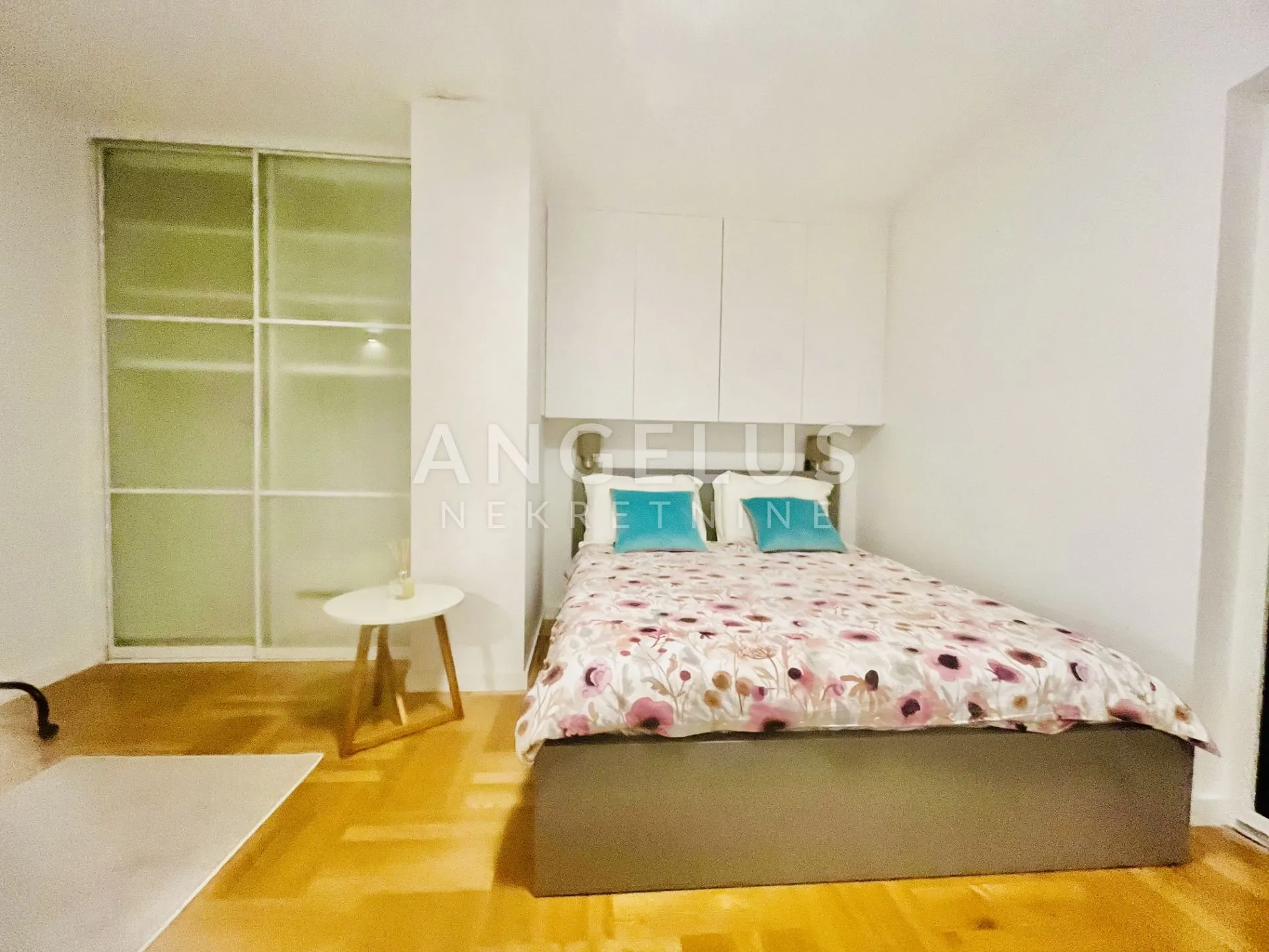 zagreb, mlinovi - luksuzna kuća 450 m2 s bazenom, garažom i vrtom - slika 24