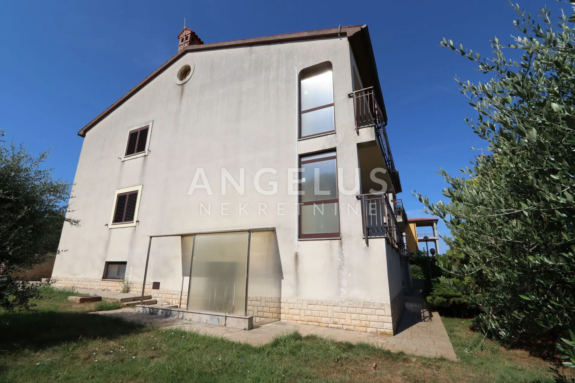istra, pula - apartmanska kuća 629 m2 s bazenom - slika 26