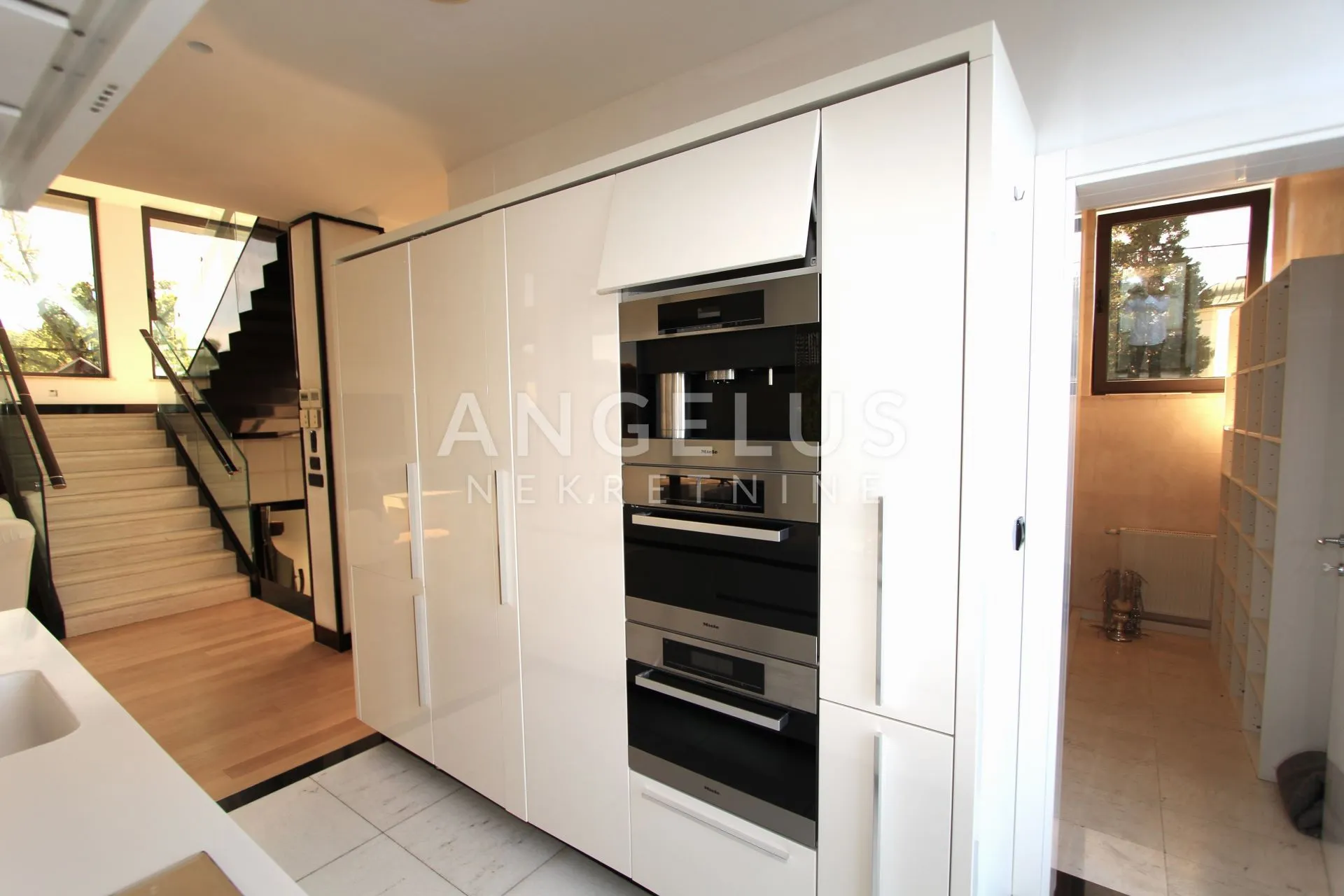 zagreb, gornje prekrižje - luksuzna vila 550m2, prodaja - slika 4
