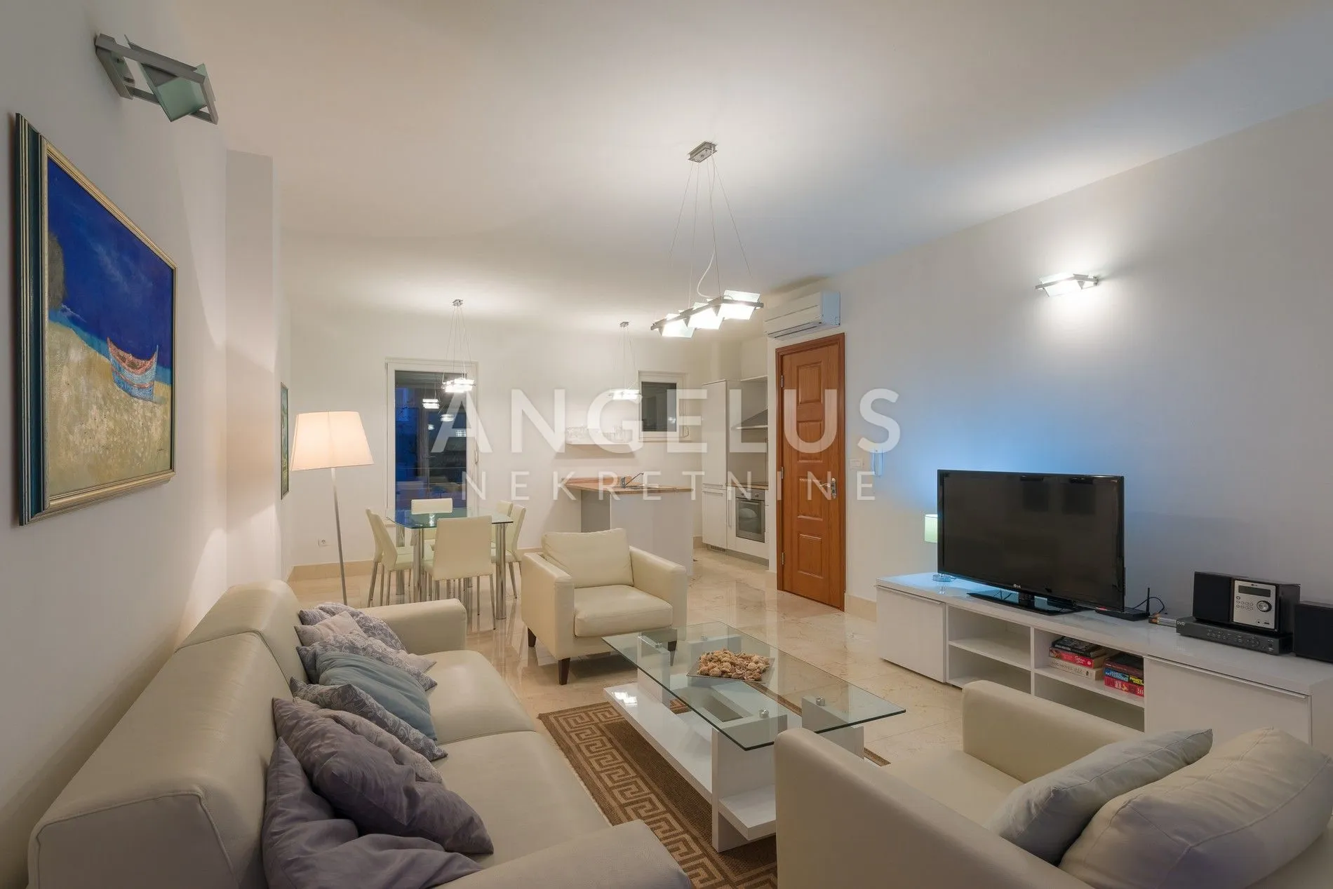 brač, milna - troetažni apartman, bazen i parking, prodaja - slika 21