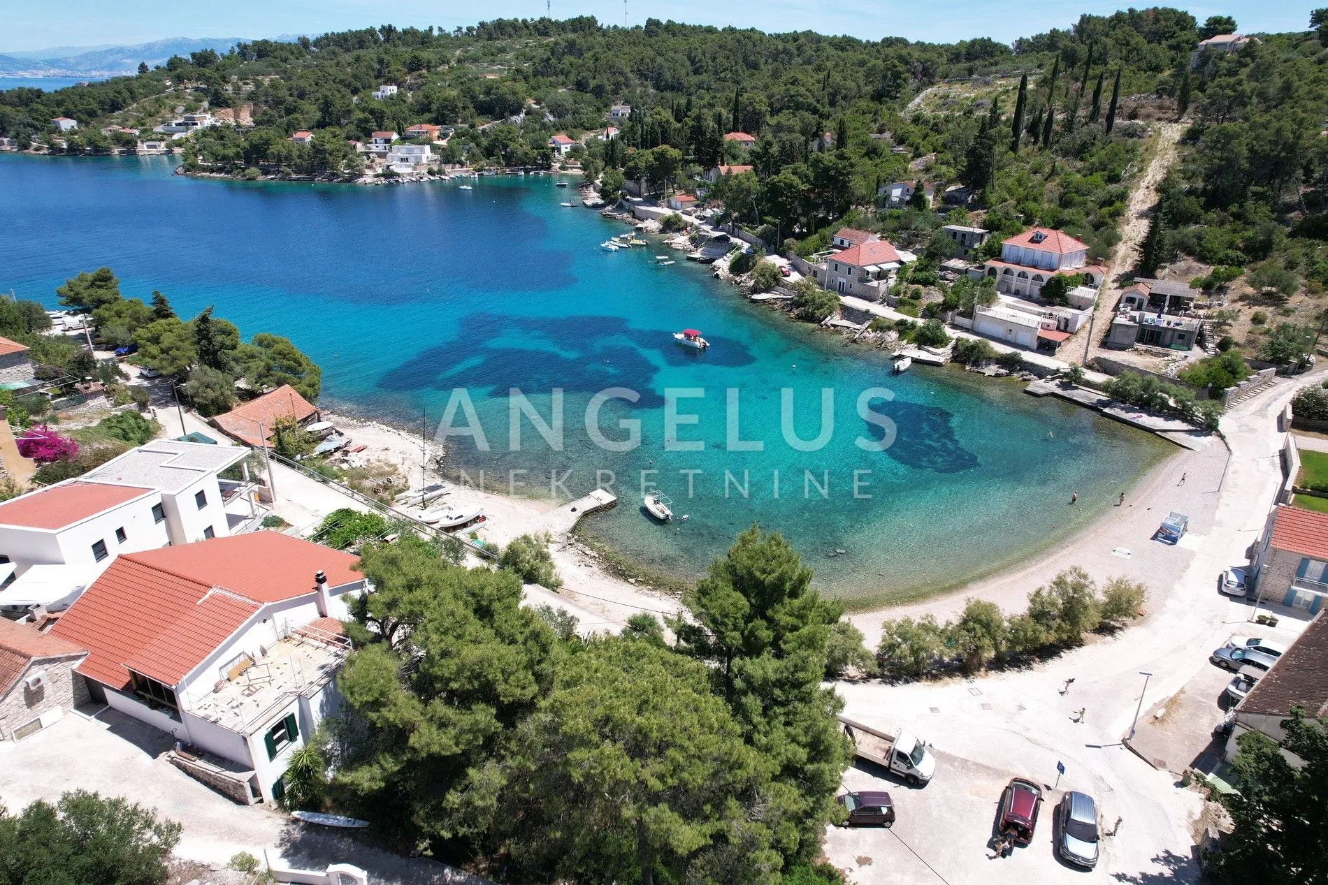 šolta - zemljište sa dozvolom, prvi red do mora, prodaja - slika 20