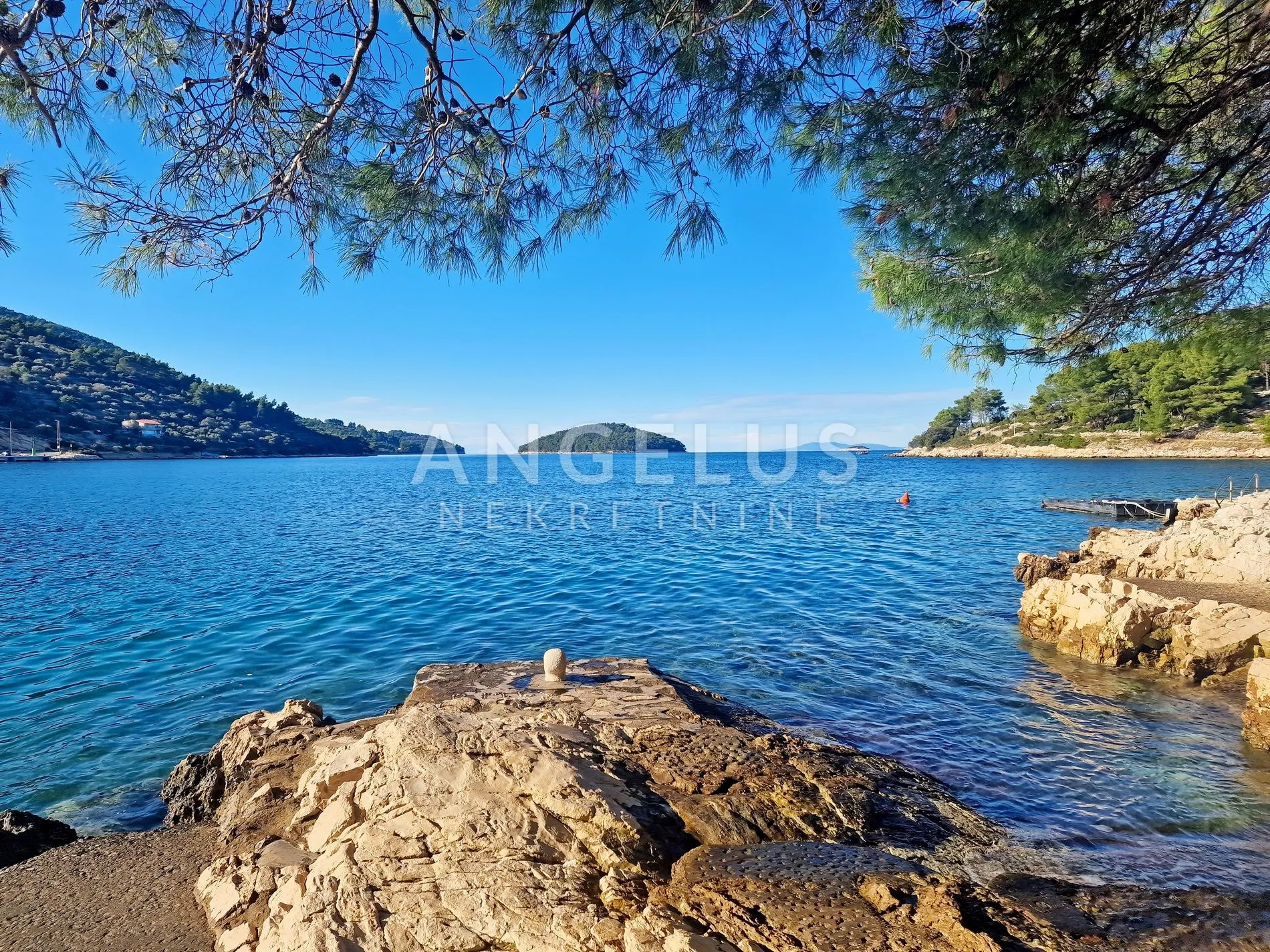 otok korčula, vela luka – građevno zemljište s pogledom na more – 960 m2 - slika 7
