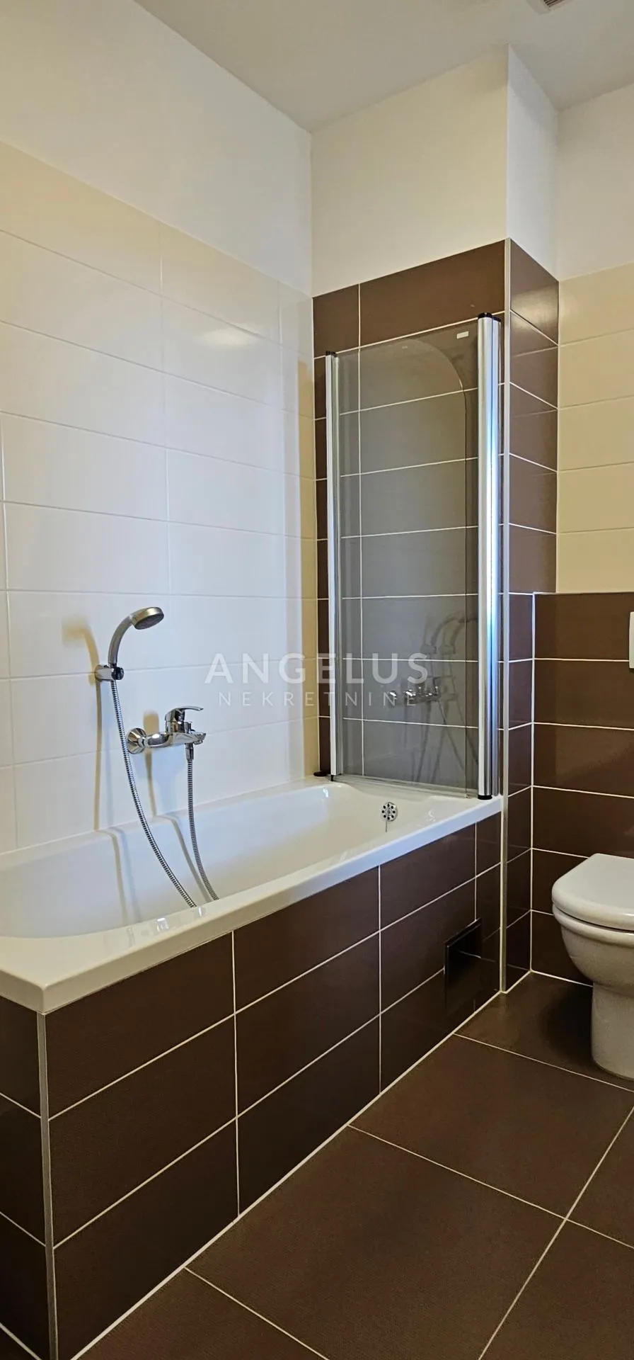 split, žnjan - prostran i luksuzan trosoban stan s pogledom na more, 120 m2, prodaja - slika 18