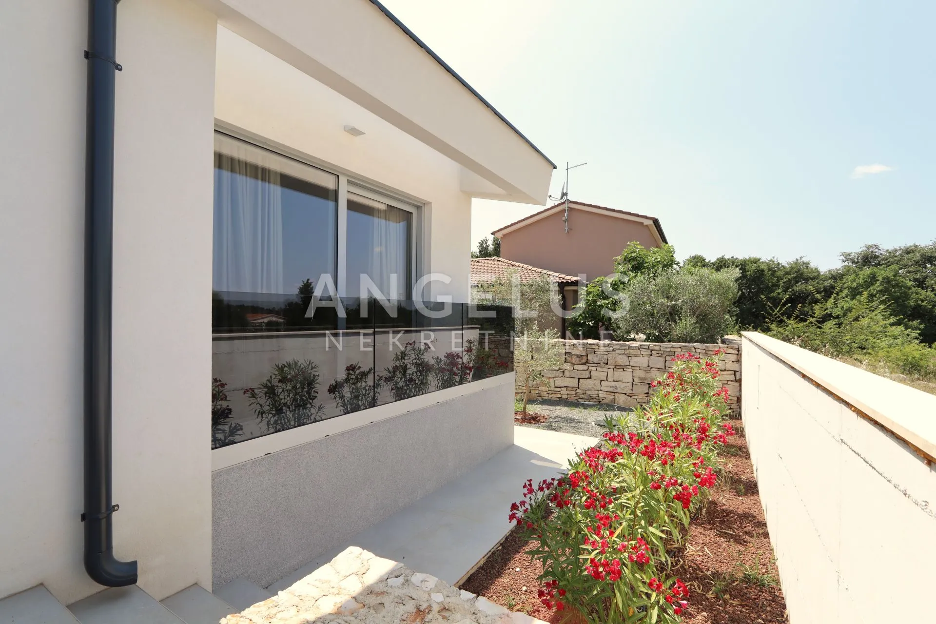 istra, svetvičenat - moderna vila bazenom, 220 m2 - slika 60