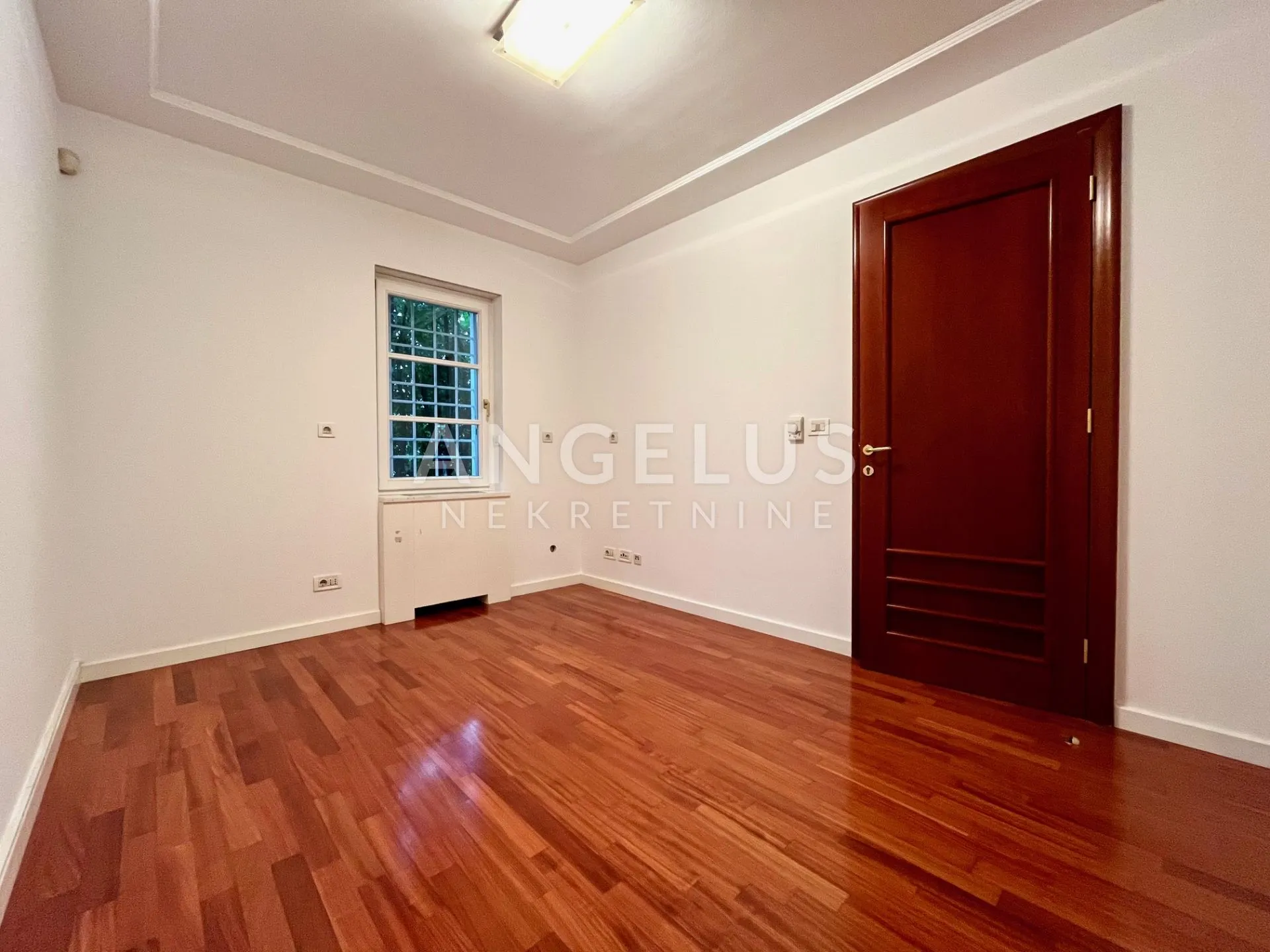 zagreb, tuškanac - obiteljska luksuzna vila 600m2 - slika 18