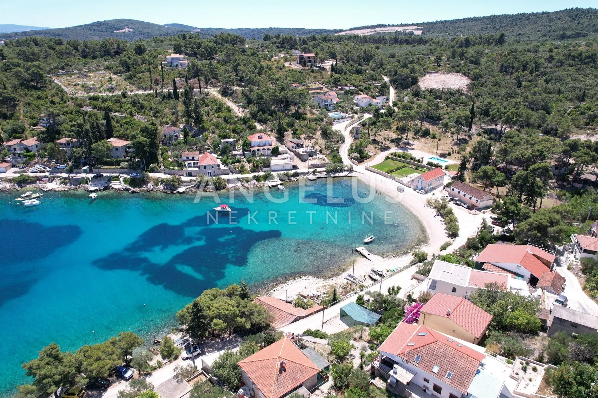 šolta - zemljište sa dozvolom, prvi red do mora, prodaja - slika 22