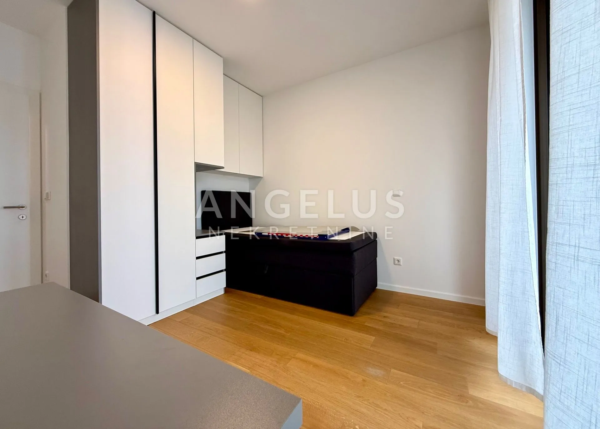 zagreb, maksimir - moderan stan 120m2 s garažom - slika 13
