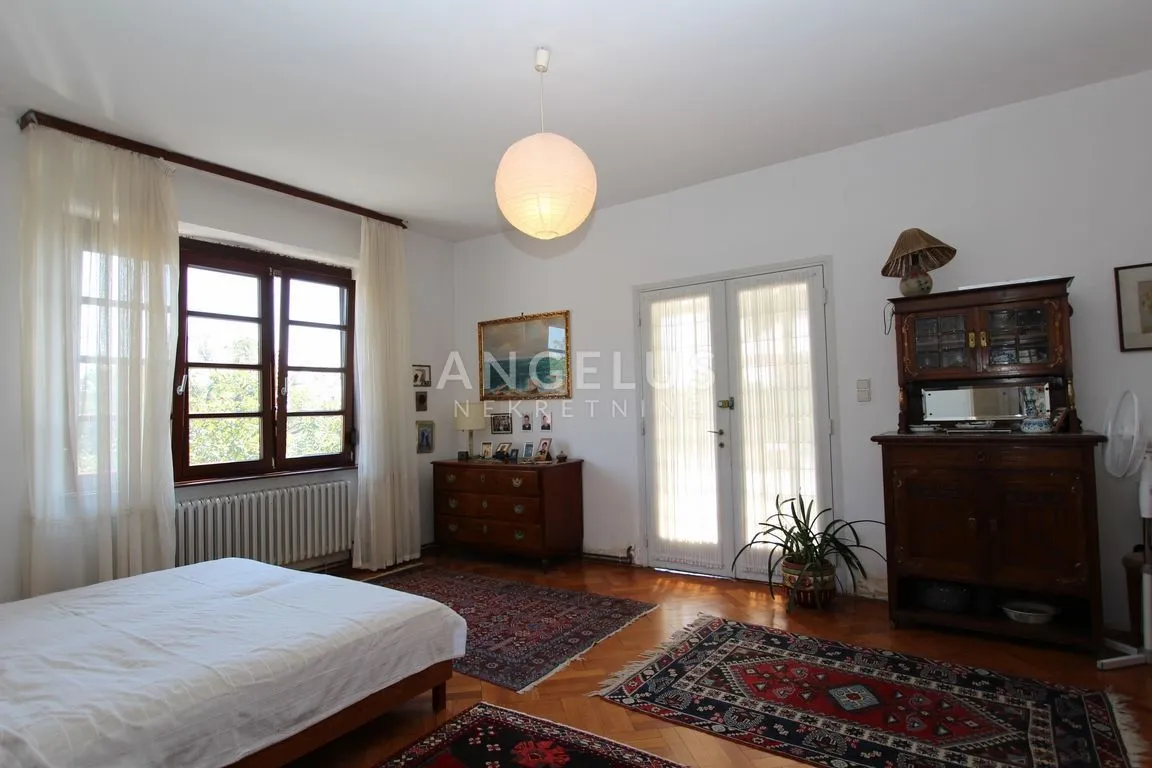 zagreb,tuškanac - stan 180m2 s terasom, vrtom i garažom - slika 9