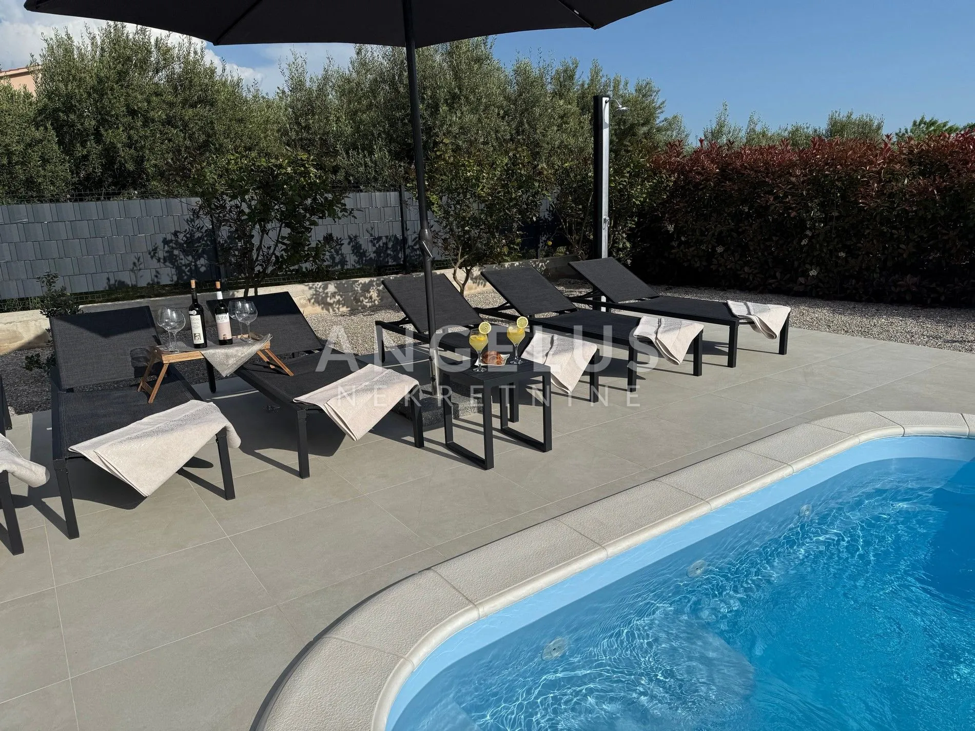 Kaštel Stari - luksuzna vila sa bazenom, novogradnja, PRODAJA - Kaštel Stari, Kaštela