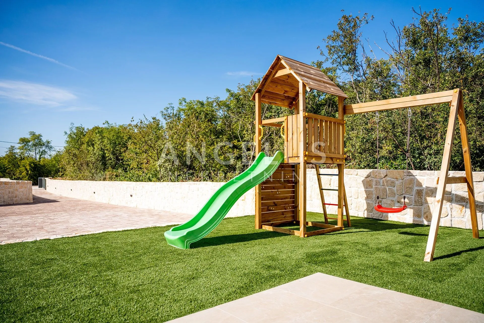 krk, dobrinj - luksuzna vila s bazenom 300m2 - slika 58