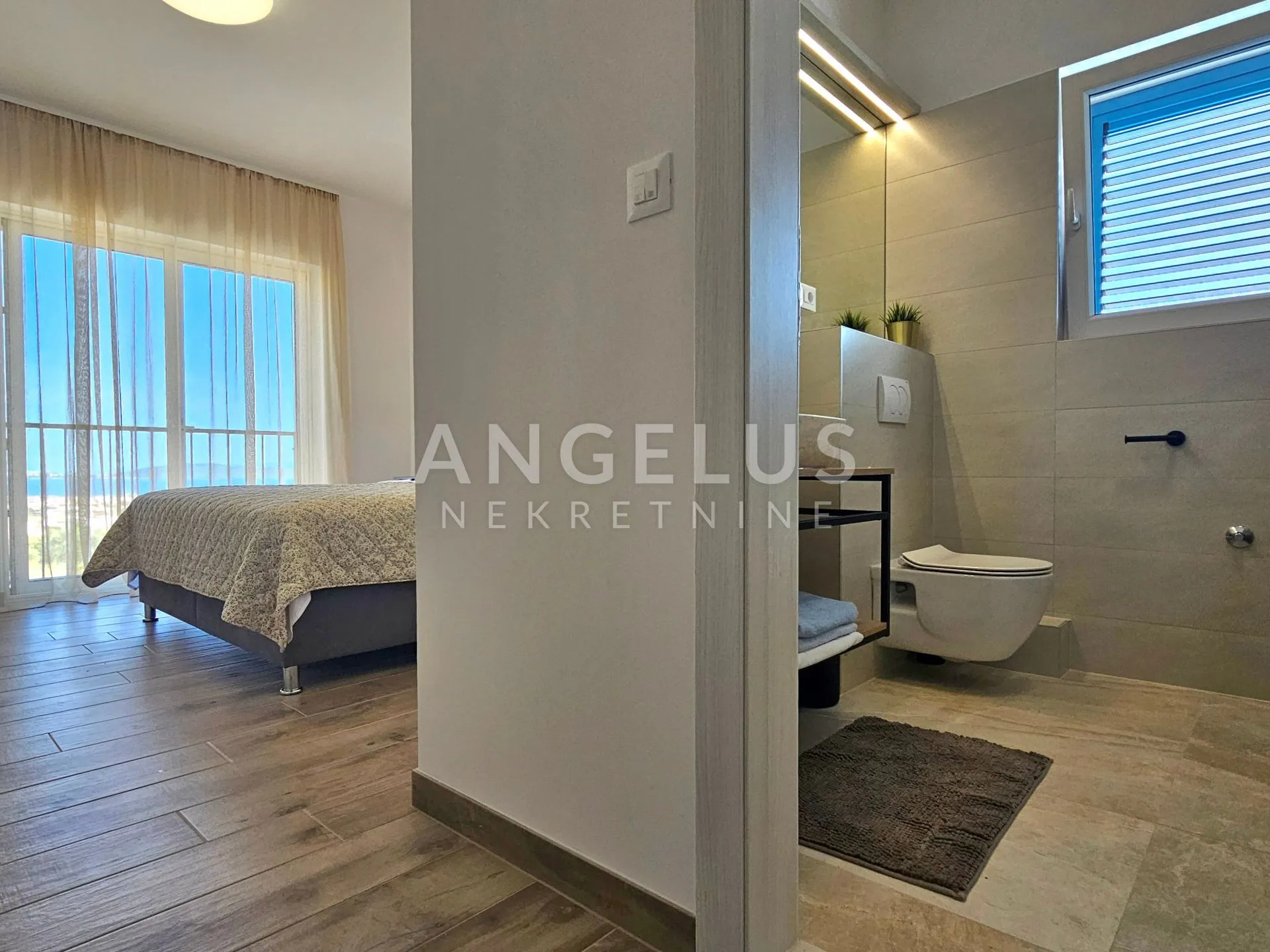 kaštel novi - novoizgrađena mediteranska kuća sa bazenom prodaja - slika 19