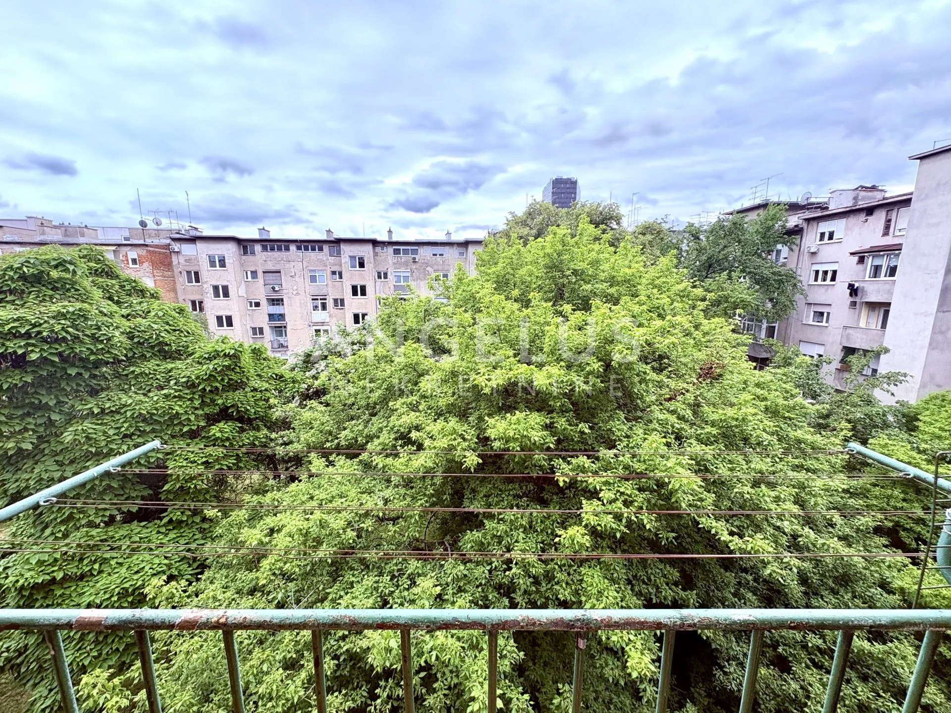 zagreb, krešimirac - stan s liftom i s 2 balkona - slika 11