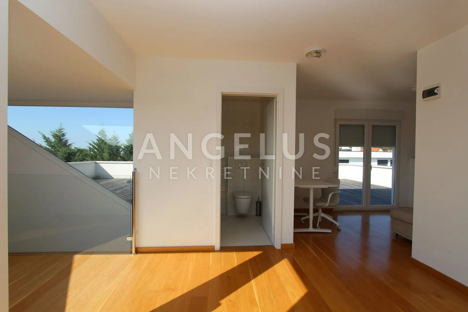 zagreb, pantovčak, luksuzni dvoetažni penthouse - slika 19