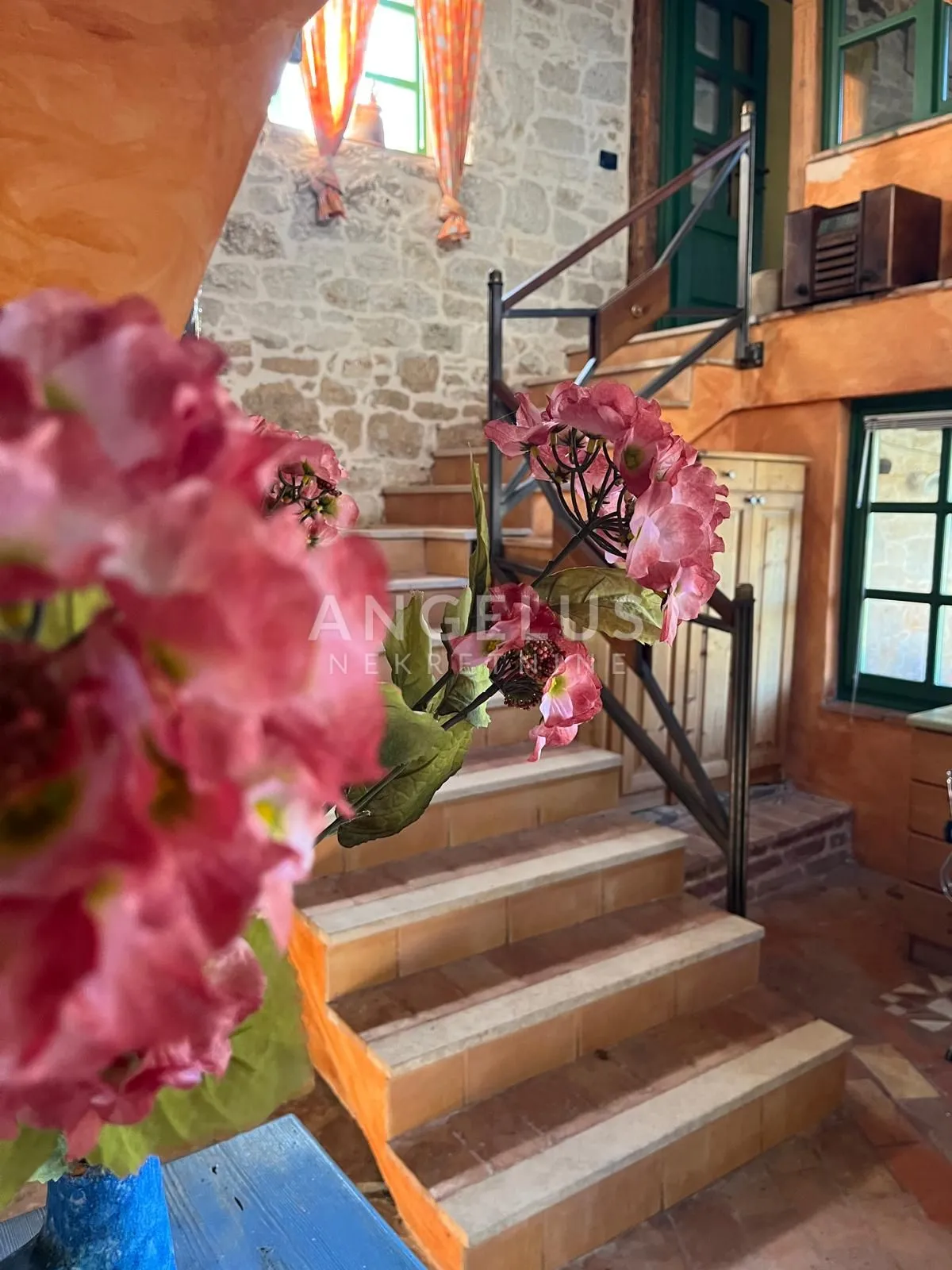 istra, višnjan - kamena kuća za dugoročni najam, 150m2 - slika 11