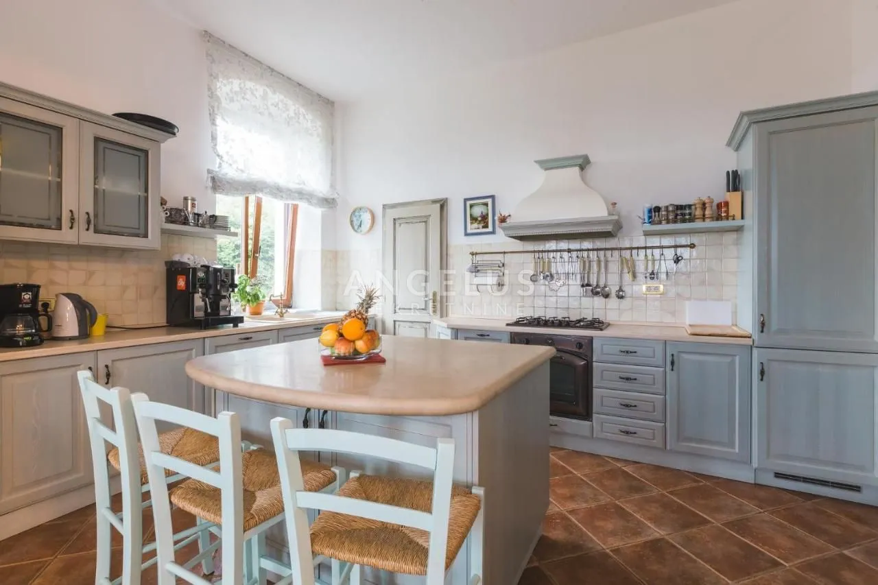istra, oprtalj - povijesna vila na prodaju 590 m2 - slika 20