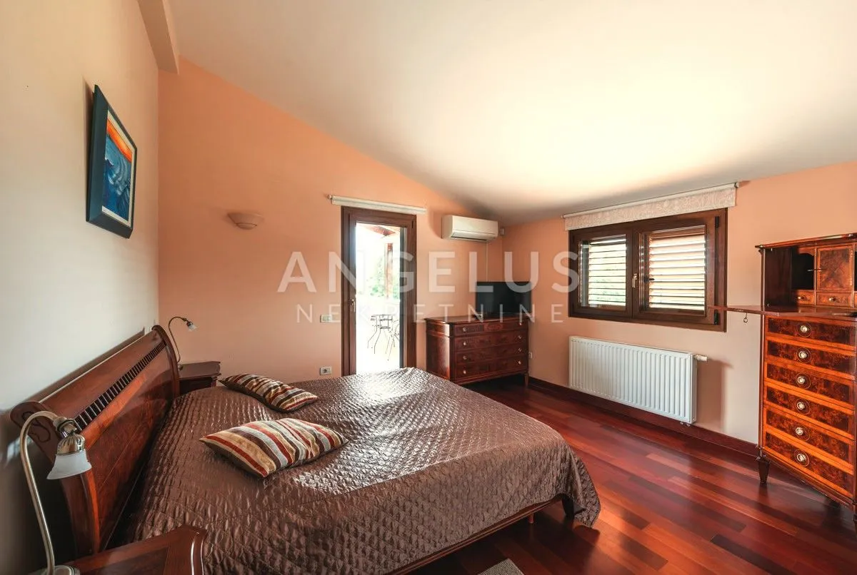 istra, medulin - dugoročni najam kuće s bazenom, 360m2 - slika 17