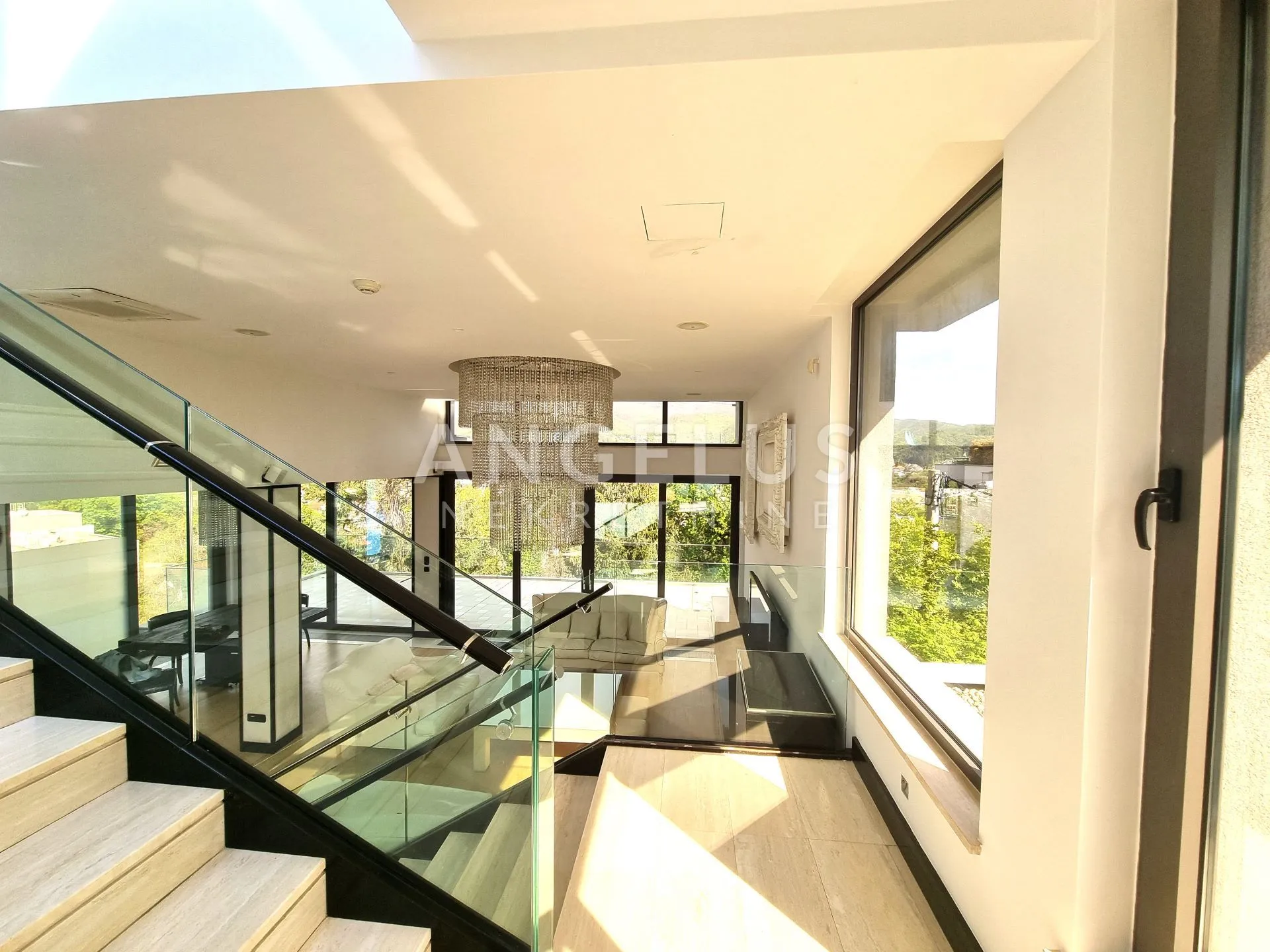 Zagreb, Gornje Prekrižje - luksuzna vila 550m2, prodaja