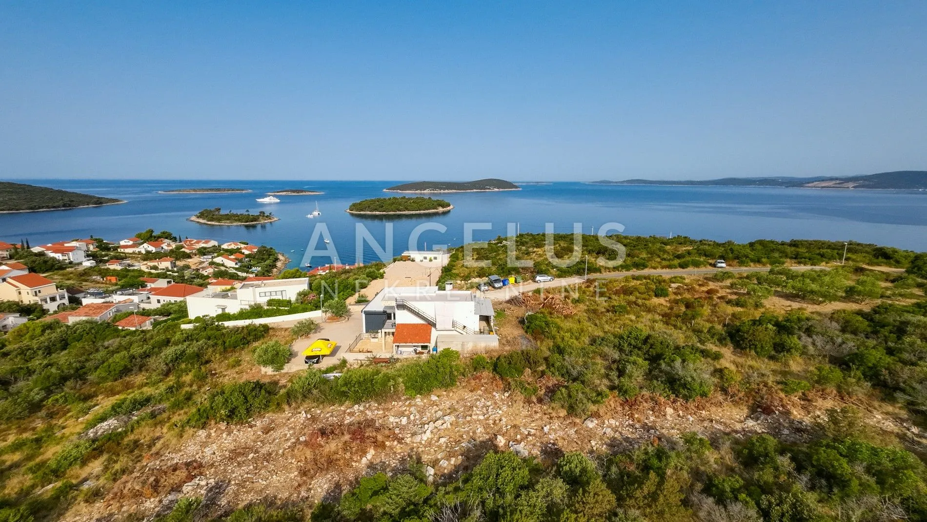šolta, maslinica - građ.zemljište sa panoramskim pogledom - slika 22