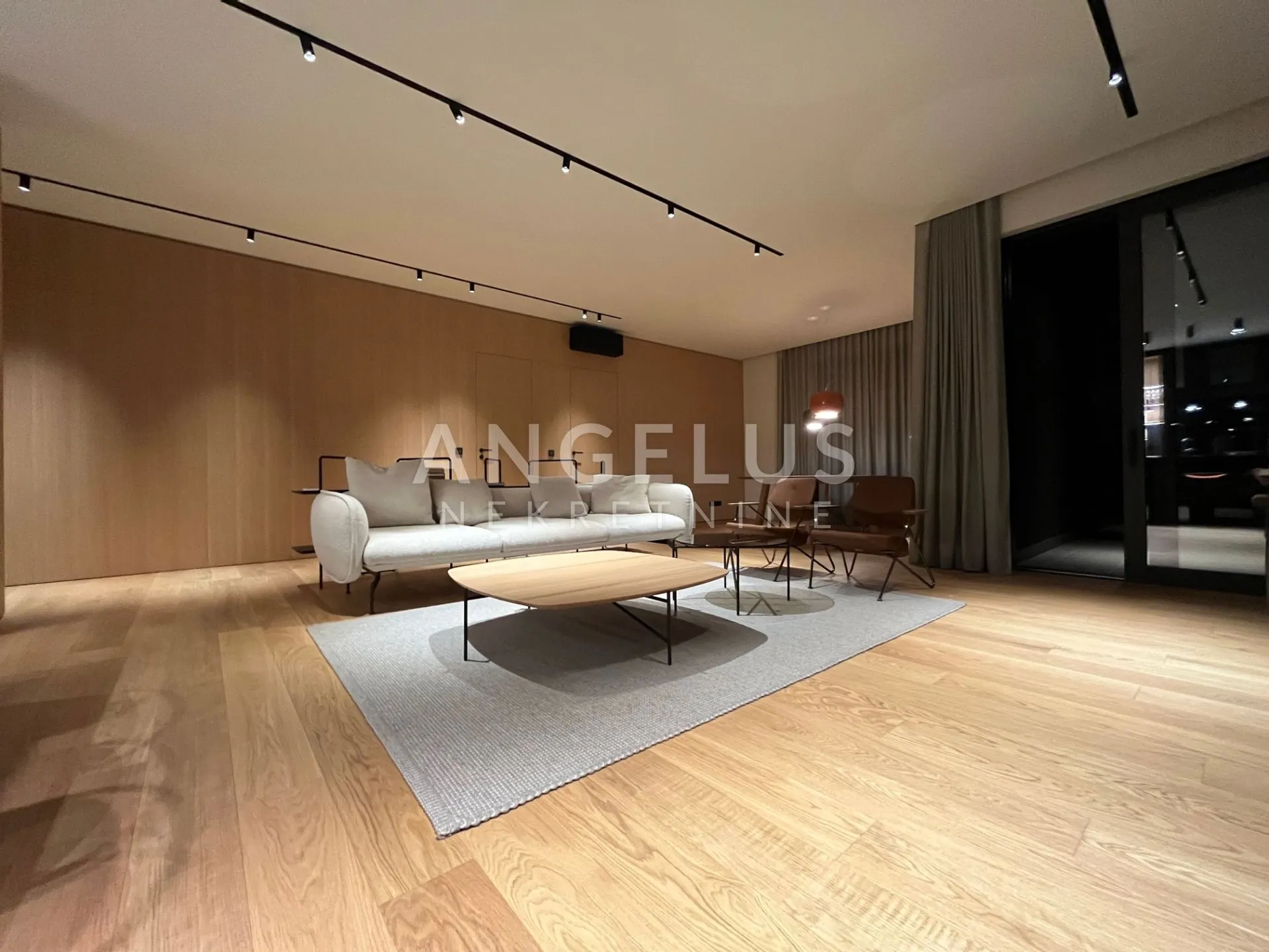 zagreb, centar - luksuzni stan 150m2 s lođom i duplom garažom - slika 18