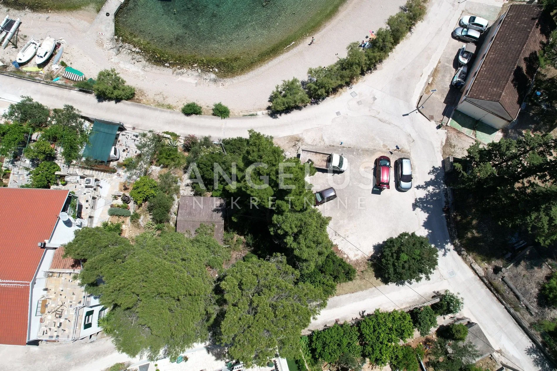 šolta - zemljište sa dozvolom, prvi red do mora, prodaja - slika 23