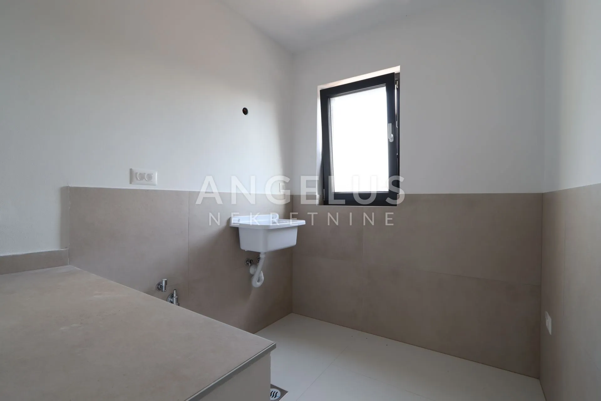 istra, poreč - dvoetažni stan s pogledom na more 120m2 - slika 16