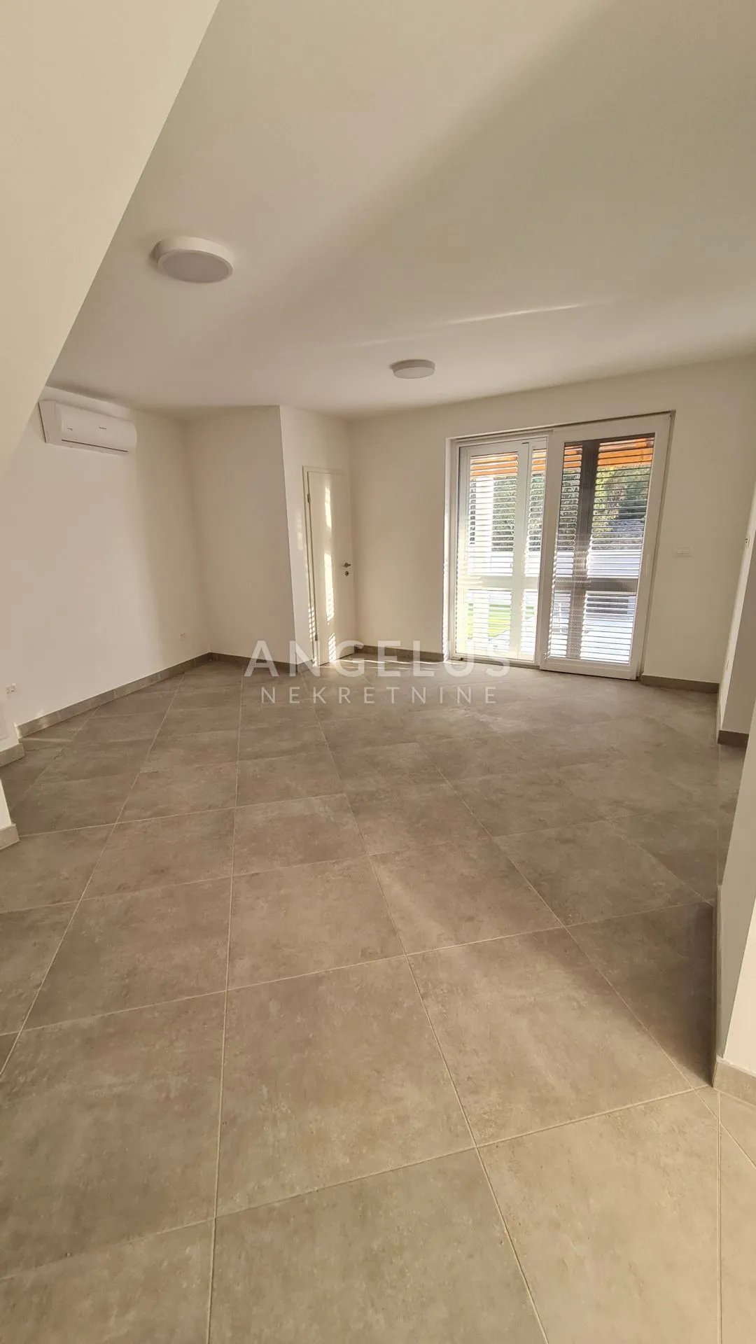 crikvenica, jadranovo - duplex kuća 100m2 s bazenom - slika 9