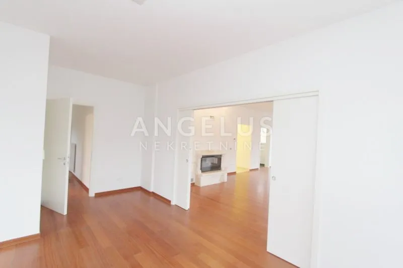 zagreb (prekrižje) stan za najam, 200m2 - slika 19