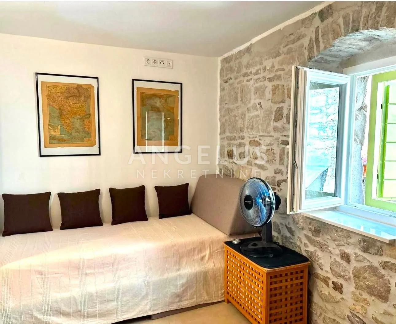 kaštela - renovirana kamena kuća 50 m od mora, prodaja - slika 10