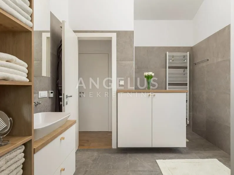 istra, višnjan - vila 402m2 s pogledom na more - slika 18