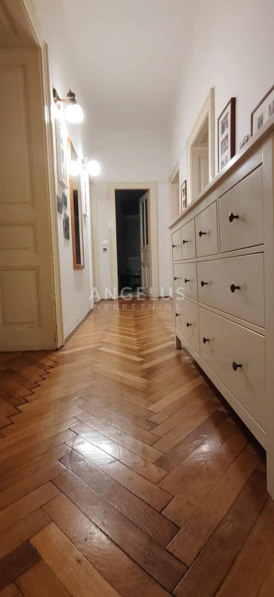 split, centar - lijepi građanski četverosoban stan s velikim potencijalom, 151 m2 - slika 12