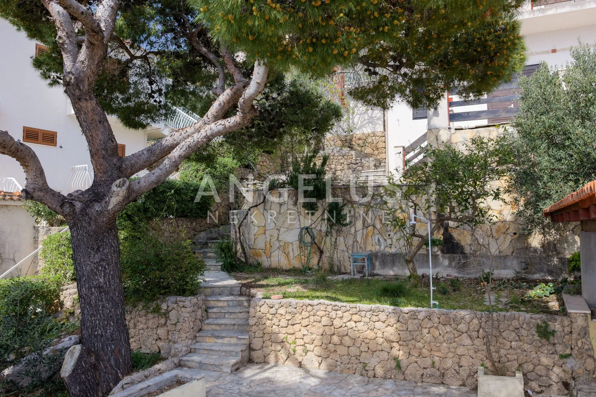 omiš, marušići - kuća uz more s dvije stambene jedinice, 128 m, prodaja - slika 15