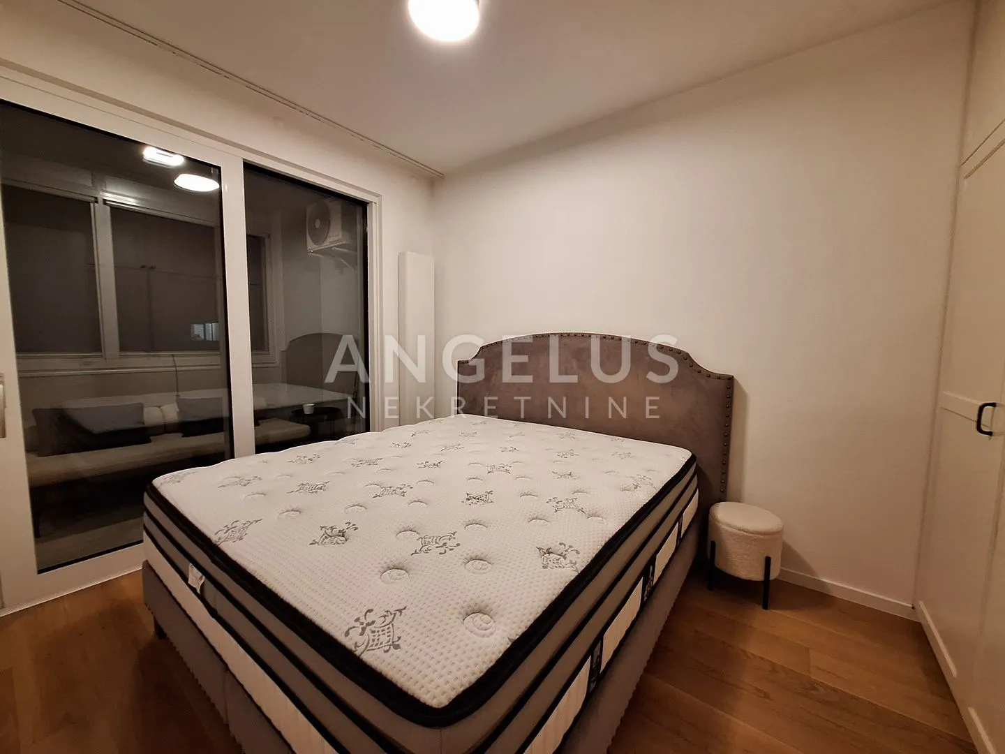 zagreb, trnje prekrasan stan 54m2 (+gpm) - slika 7