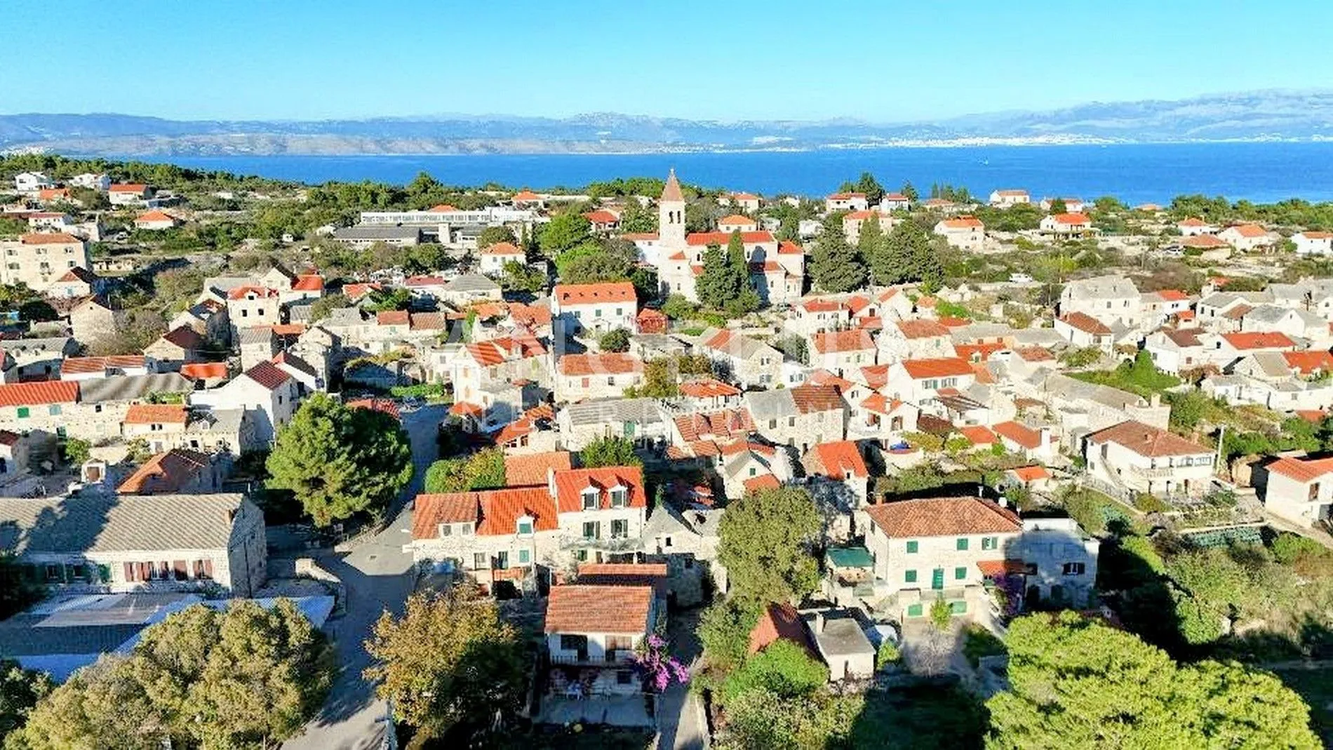 šolta, grohote - građ.zemljište u mirnom dijelu otoka, prodaja - slika 7