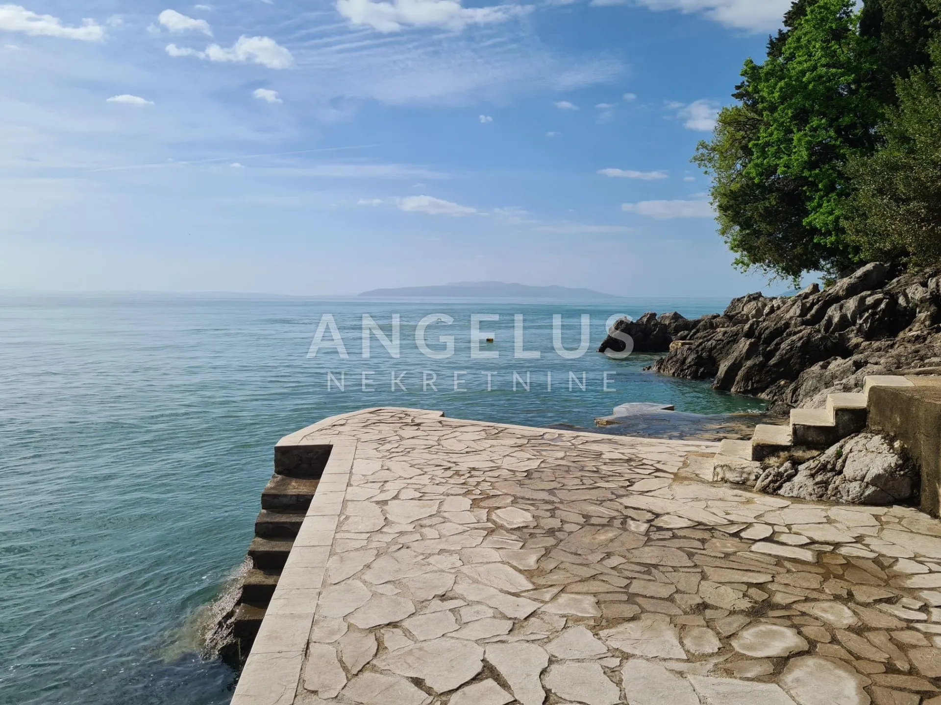 kvarner, opatija - novoizgrađena vila, prvi red do mora - slika 34