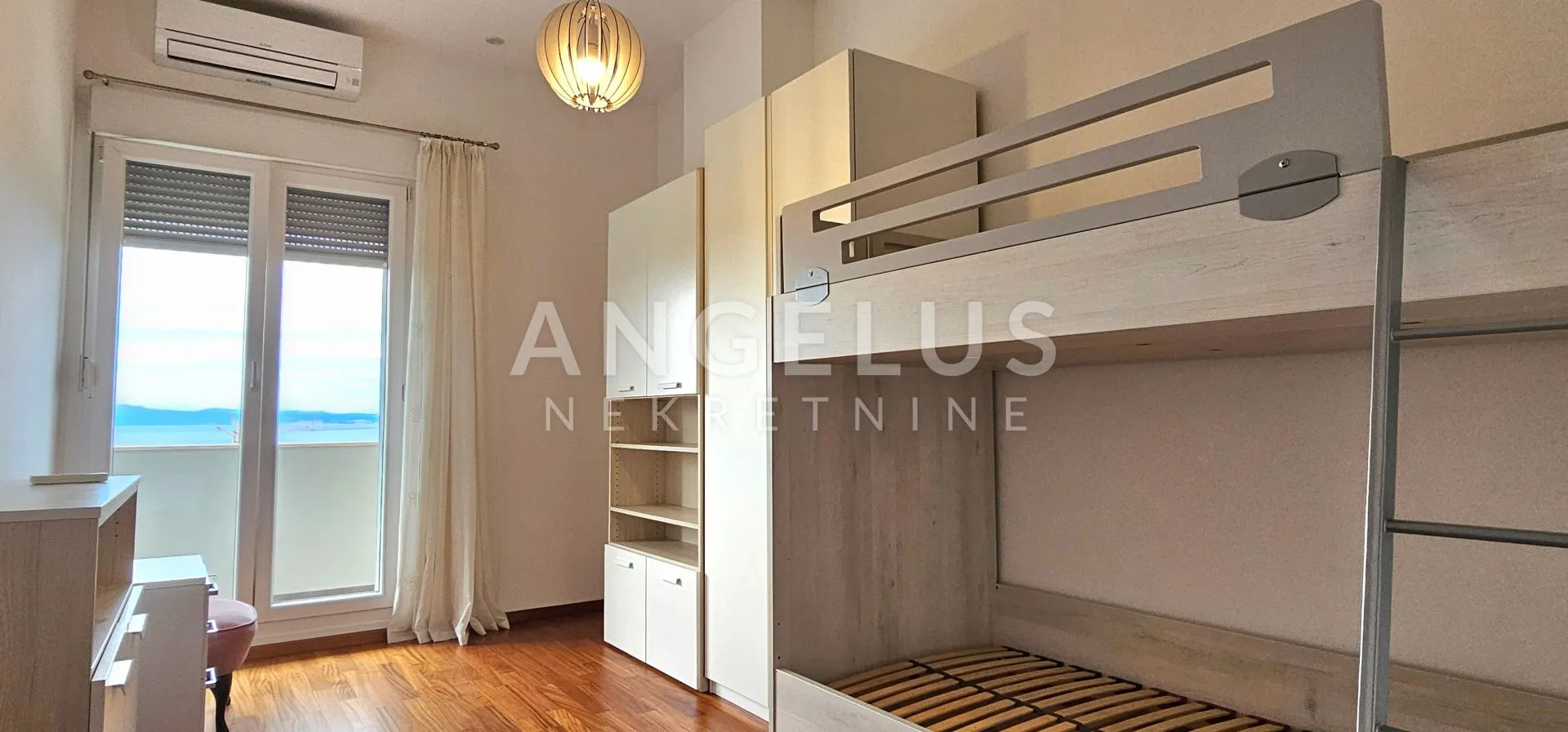 split, žnjan - prostran i luksuzan trosoban stan s pogledom na more, 120 m2, prodaja - slika 11