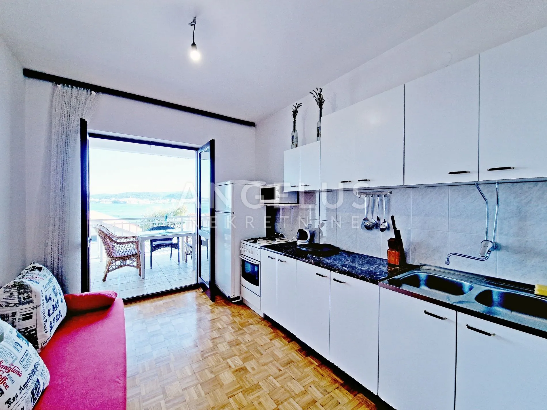 orebić, apartmanska kuća s fantastičnim pogledom na korčulu - slika 10