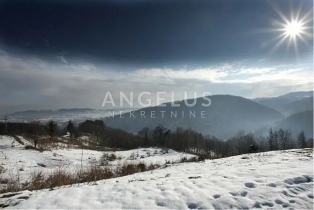 Samobor - prodaja građevinskog zemljišta / Samoborske vile - Cerovica, Samobor