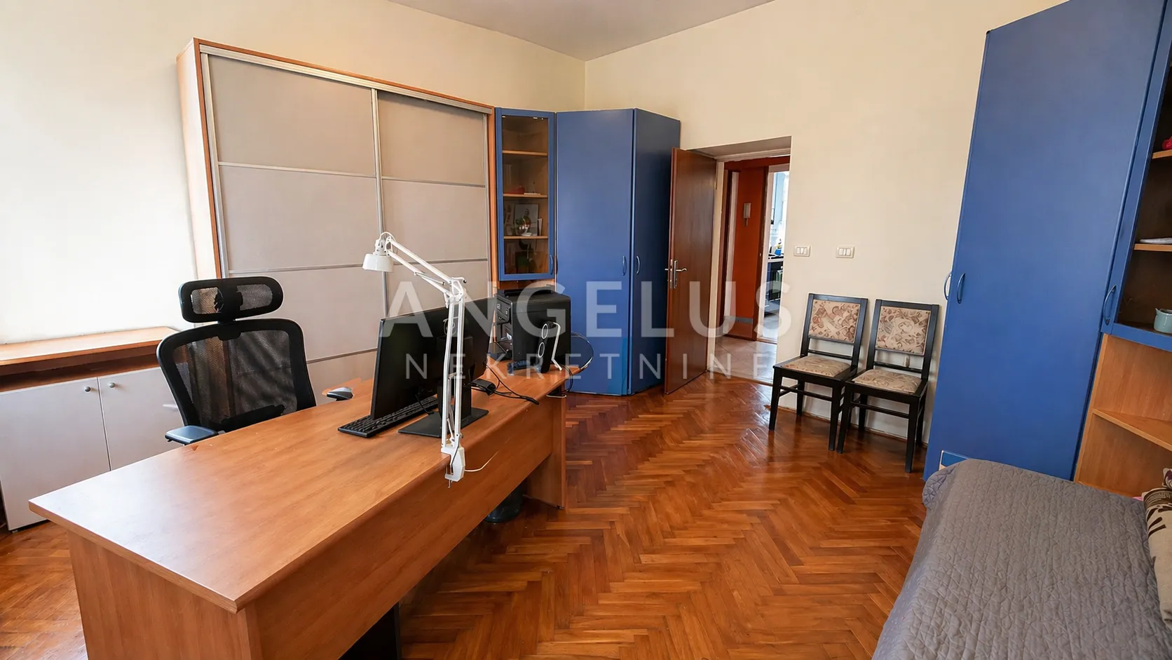 istra, pula - stan u austrougarskoj gradnji, 81m2 - slika 8