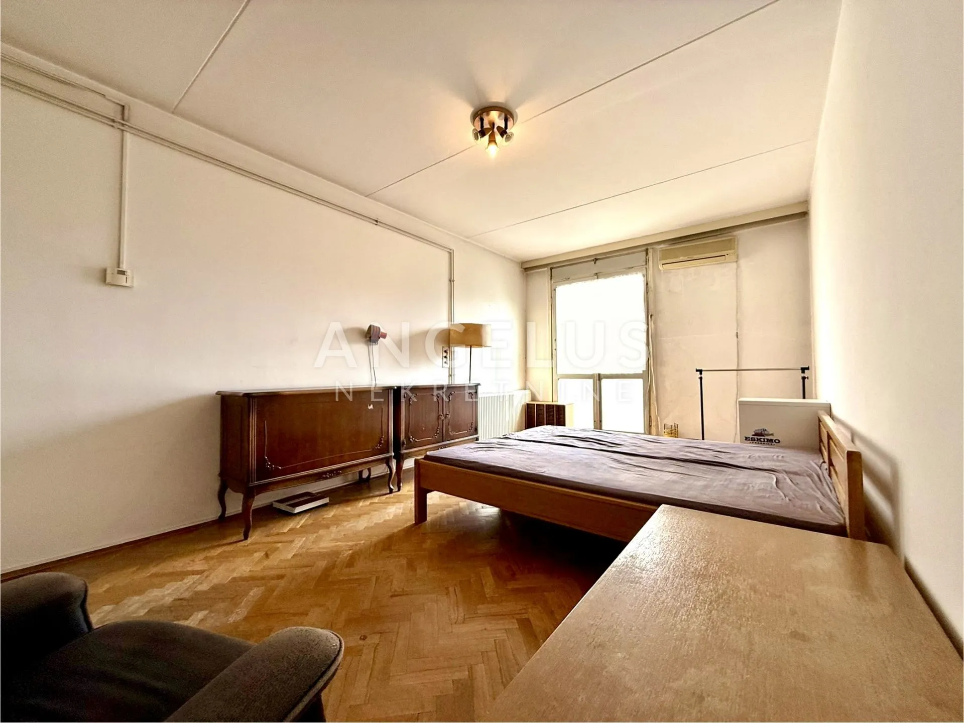 zagreb, trnsko - stan 50m2 s pogledom na zelenilo - slika 9