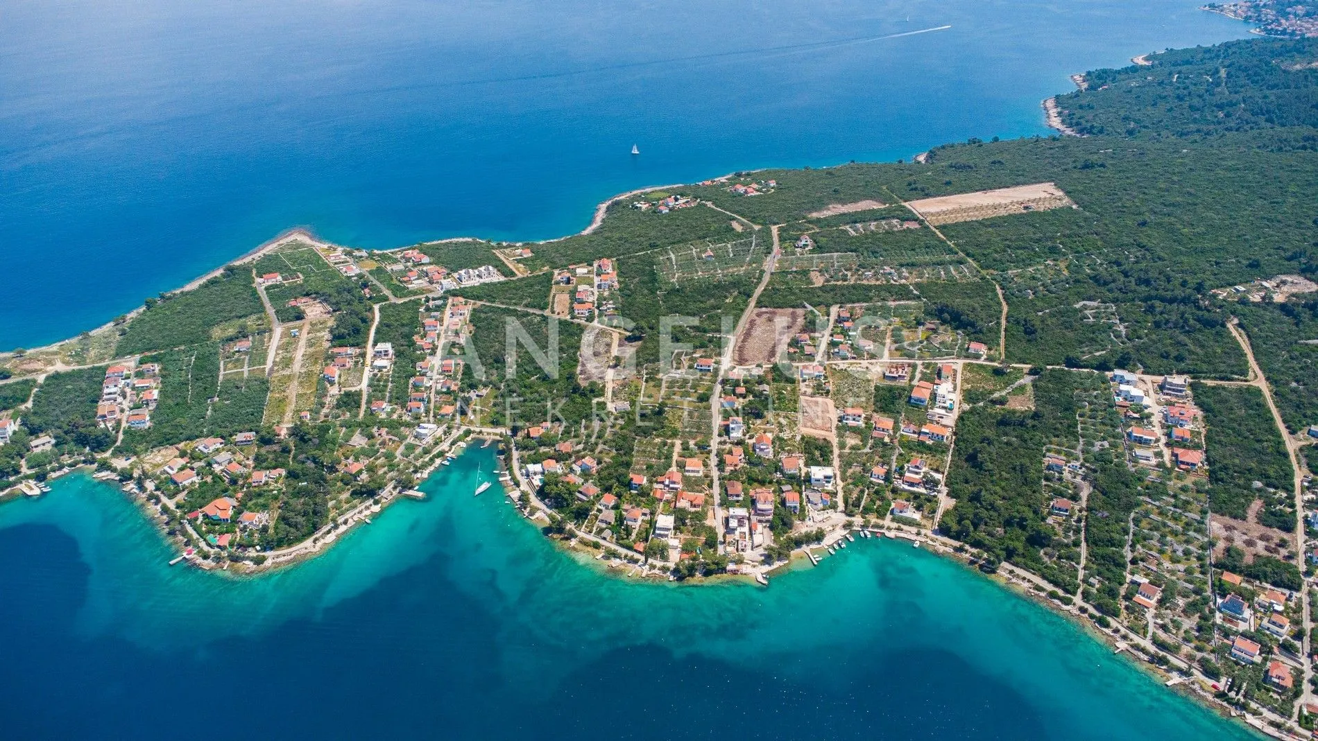 šolta, nečujam - građ.zemljište u blizini mora, 1100 m2 - slika 3