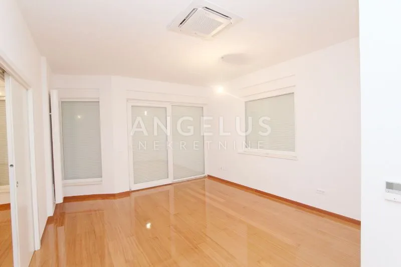 zagreb (prekrižje) stan za najam, 200m2 - slika 38