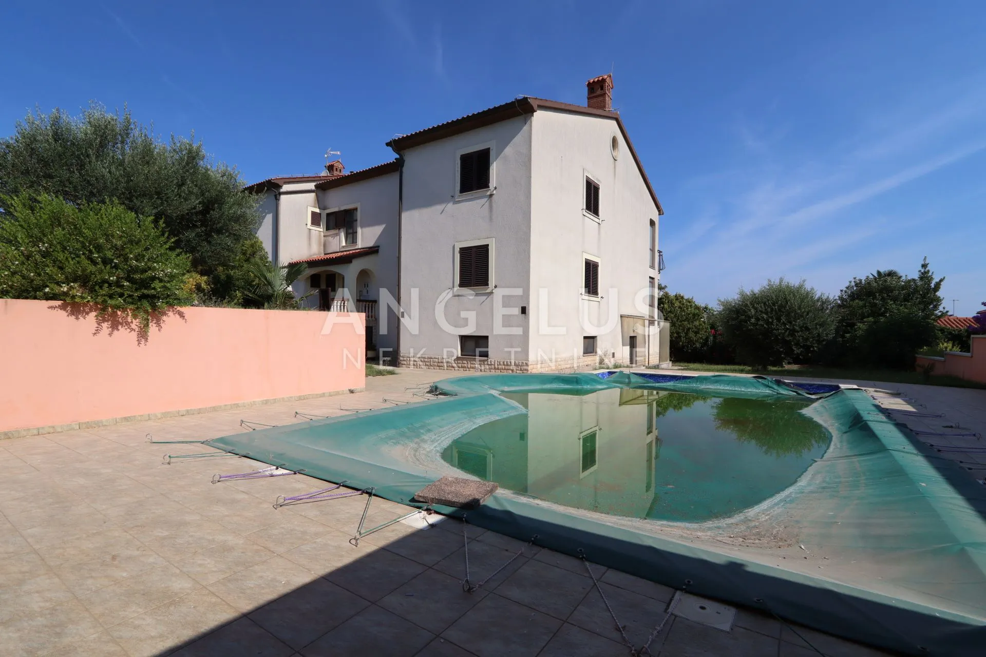 istra, pula - apartmanska kuća 629 m2 s bazenom - slika 23